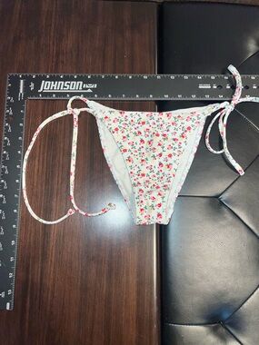 PacSun White Floral Tie-Side Bikini Bottom Fun Flirty Feminine